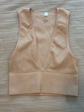 Urban Outfitters Ribbed Deep V Crop Tank in Light Pink